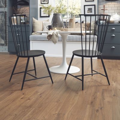 medium toned hardwood in modern farmhouse kitchen